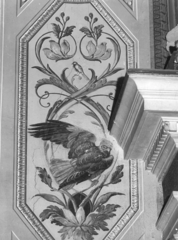Rapace e uccello - Villa Borghese Pinciana, Roma